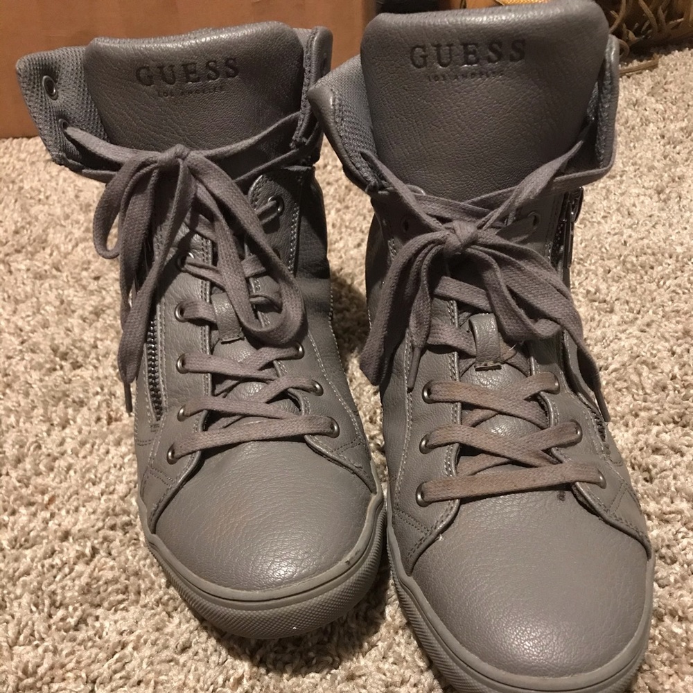 Men’s Shoes